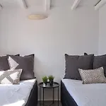 Sabia, Ambelas